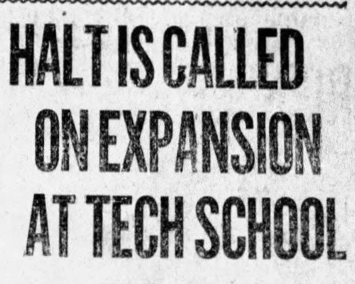 A headline clipping from the Chillicothe Gazette.