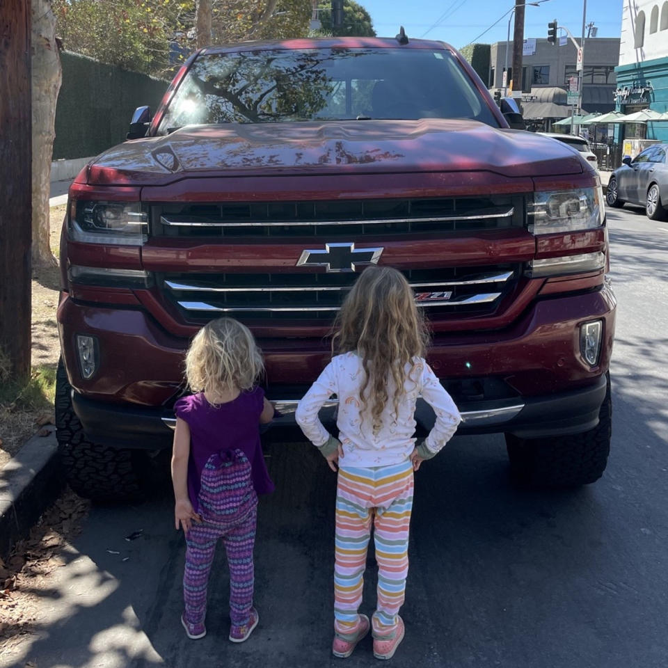 A photo Councillor Wade shared from the US showing the size of a Chevrolet pick-up truck next to two young children. Source: Streets For All