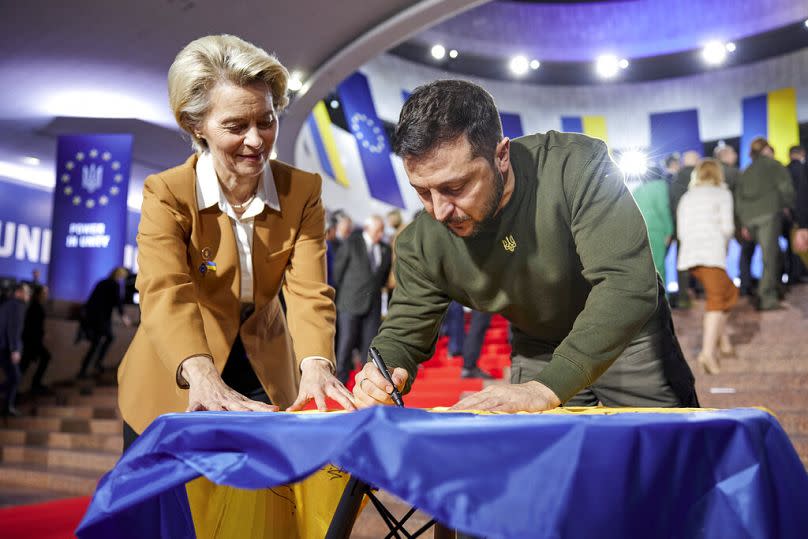 Ukrainian President Volodymyr Zelenskyy and European Commission President Ursula von der Leyen during the EU-Ukraine summit in Kyiv, 2 February 2024