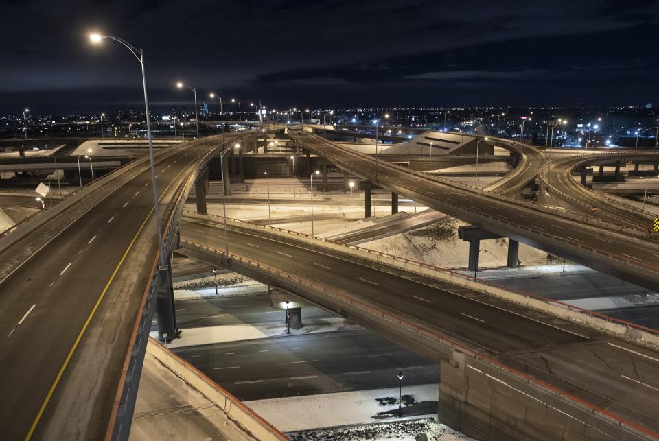 <span class="caption"> An empty Turcot Interchange is shown in Montreal, Saturday, January 9, 2021, as the COVID-19 pandemic continues in Canada and around the world. The Quebec government has imposed a curfew to help stop the spread of COVID-19 starting at 8 p.m until 5 a.m and lasting until February 8.THE CANADIAN PRESS/Graham Hughes</span> <span class="attribution"><span class="source">La Presse Canadienne/Graham Hughes</span></span>