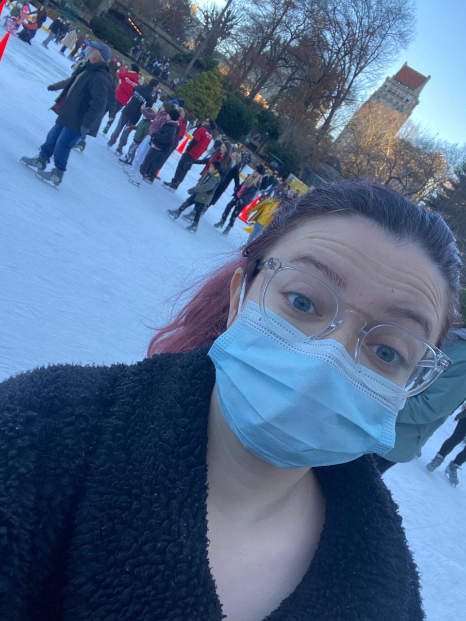 central park ice skating selfies