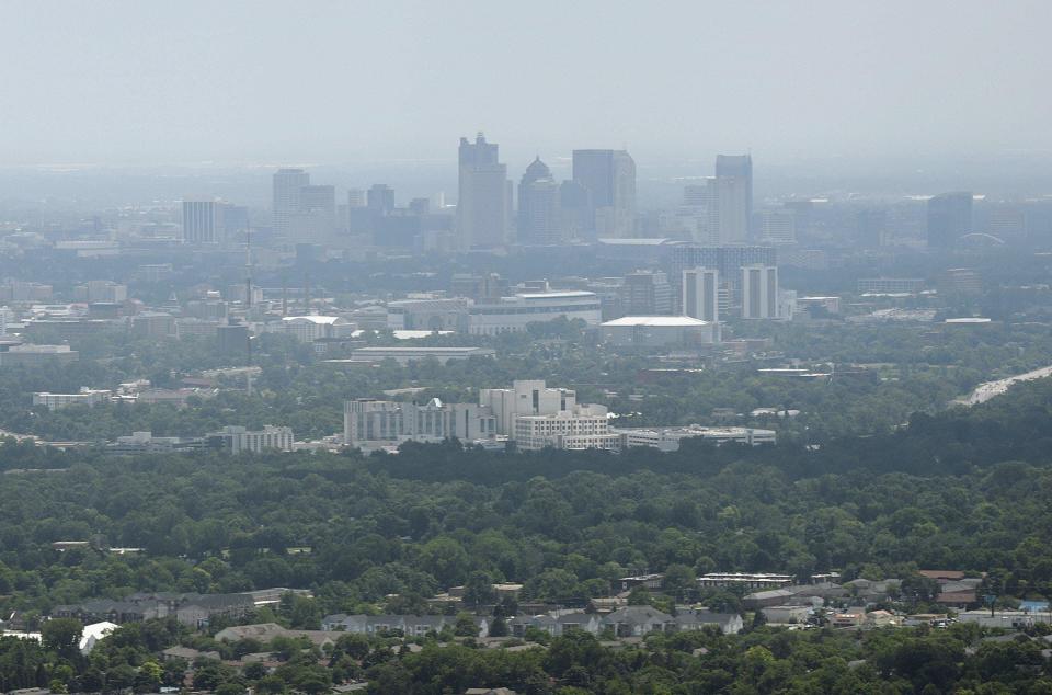 Smoggy air covers the Downtown skyline on an air quality alert day in 2016.