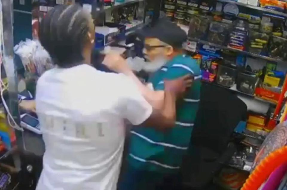 Austin Simon is seen shoving bodega worker Jose Alba at the start of the altercation (Bluemoon convenience store)