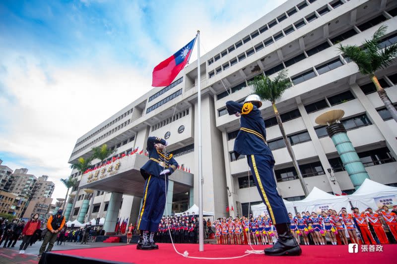 ▲張善政臉書發文強調，台灣今日能夠安居樂業，就是國軍的奉獻，喊話國人都應挺身而出，捍衛國軍的清白與聲譽。（圖／翻攝張善政臉書）