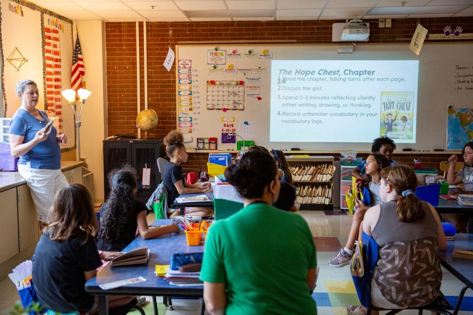 Susan Bloom-Gilbert teaches fourth grade at Hillis Elementary in Des Moines, Tuesday, May 10, 2022. Reynolds' bill would have allowed parents to use state tax dollars to pay for private school tuition.