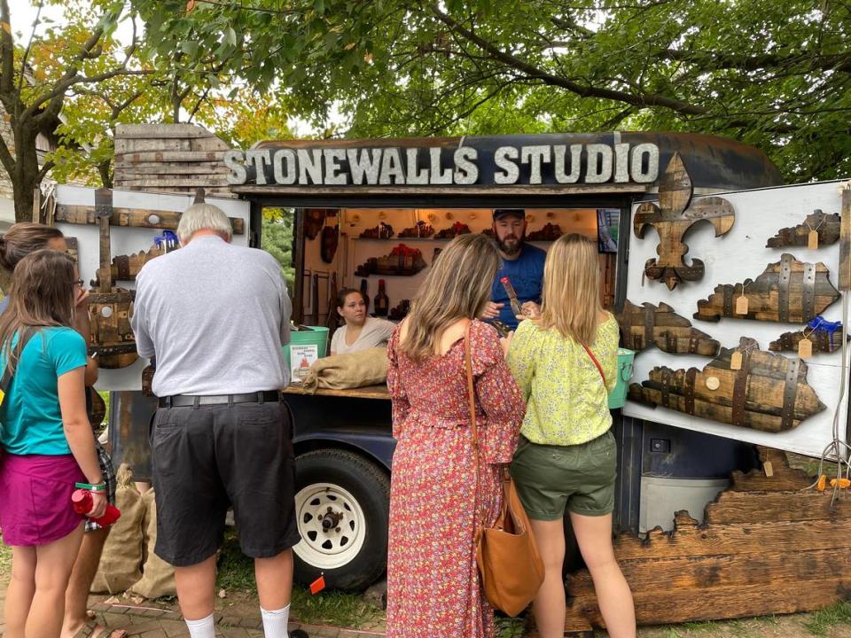 The annual Waveland Art Fair features local arts and crafts vendors as well as food trucks.