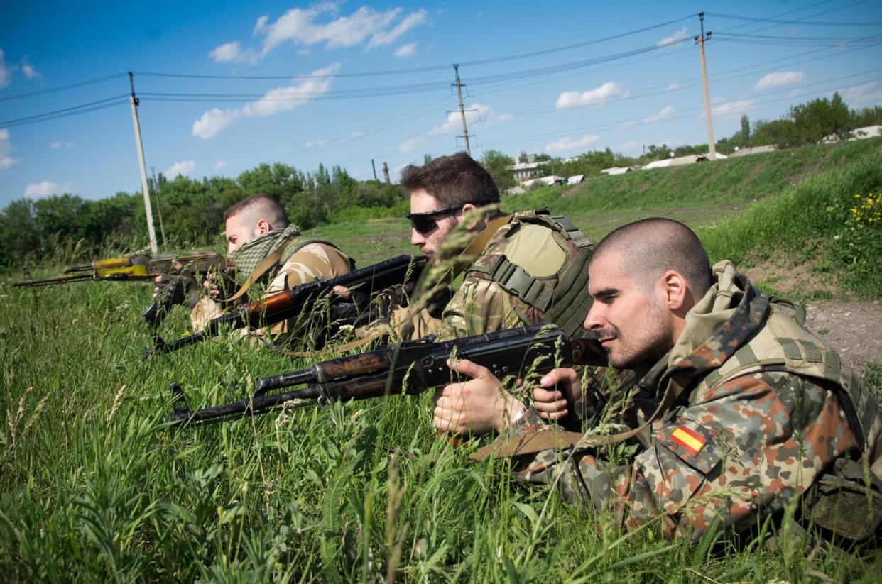 <span class="caption">Foreign soldiers who volunteered to fight for Ukraine participate in training exercises.</span> <span class="attribution"><a class="link " href="https://www.gettyimages.com/detail/news-photo/foreign-volunteer-fighters-fighting-for-the-d-n-r-donetsk-news-photo/525447888" rel="nofollow noopener" target="_blank" data-ylk="slk:Geovien So/NurPhoto via Getty Images;elm:context_link;itc:0;sec:content-canvas">Geovien So/NurPhoto via Getty Images</a></span>