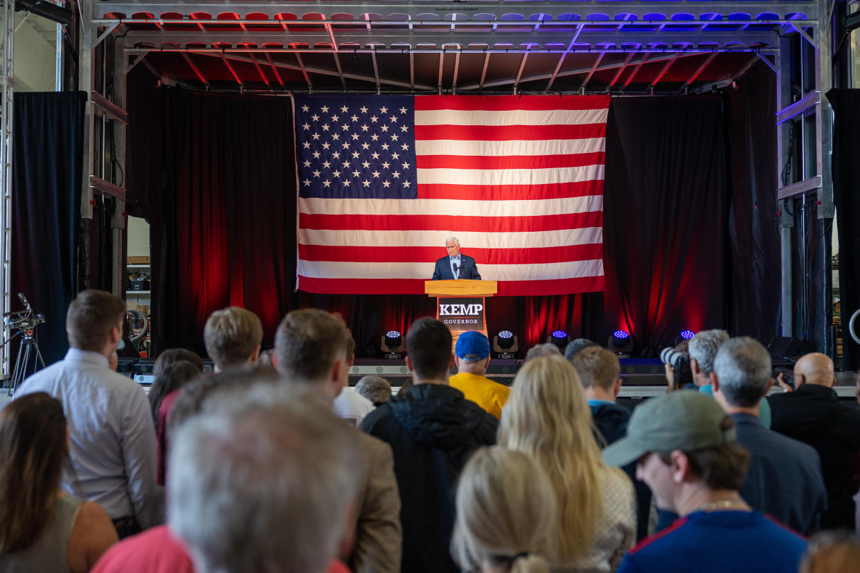 Pence speaks at the campaign rally for Gov. Kemp in Kennesaw. 