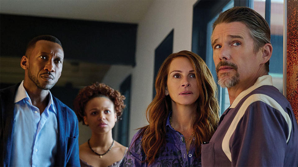 Mahershela Ali as G.H., Myha’la Herrold as Ruth, Julia Roberts as Amanda and Ethan Hawke as Clay in LEAVE THE WORLD BEHIND.