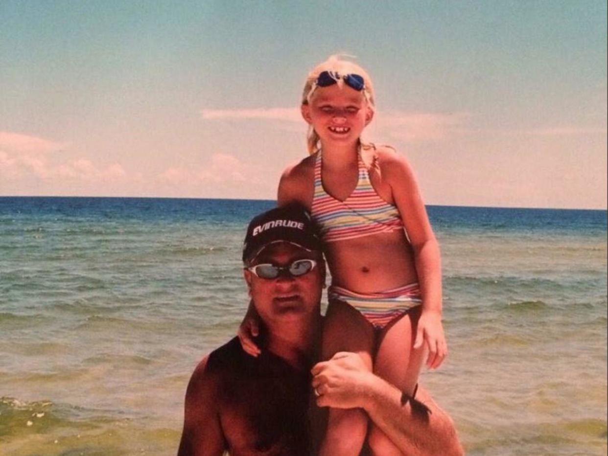 Bailey Sellers was just 16 when her father Michael died: Bailey Sellers/Twitter