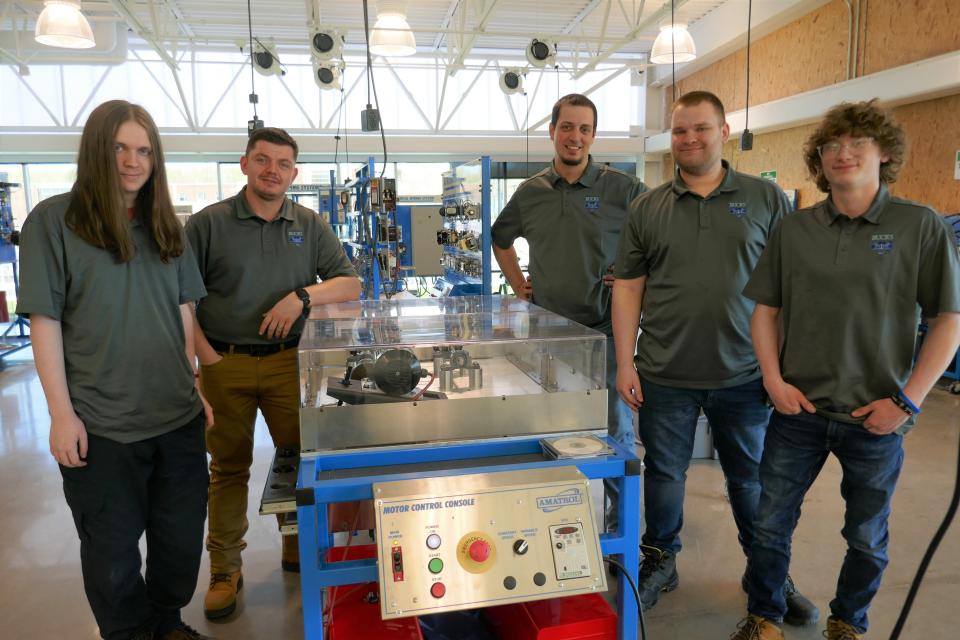 Students at the Bucks County Community College Center for Advanced Technologies include (from left) Eric Sexton, Darko Chergoski, Sean Roberts, Zack Striluk and Shane Hendrickson.