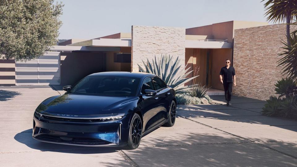 2024 lucid air sapphire