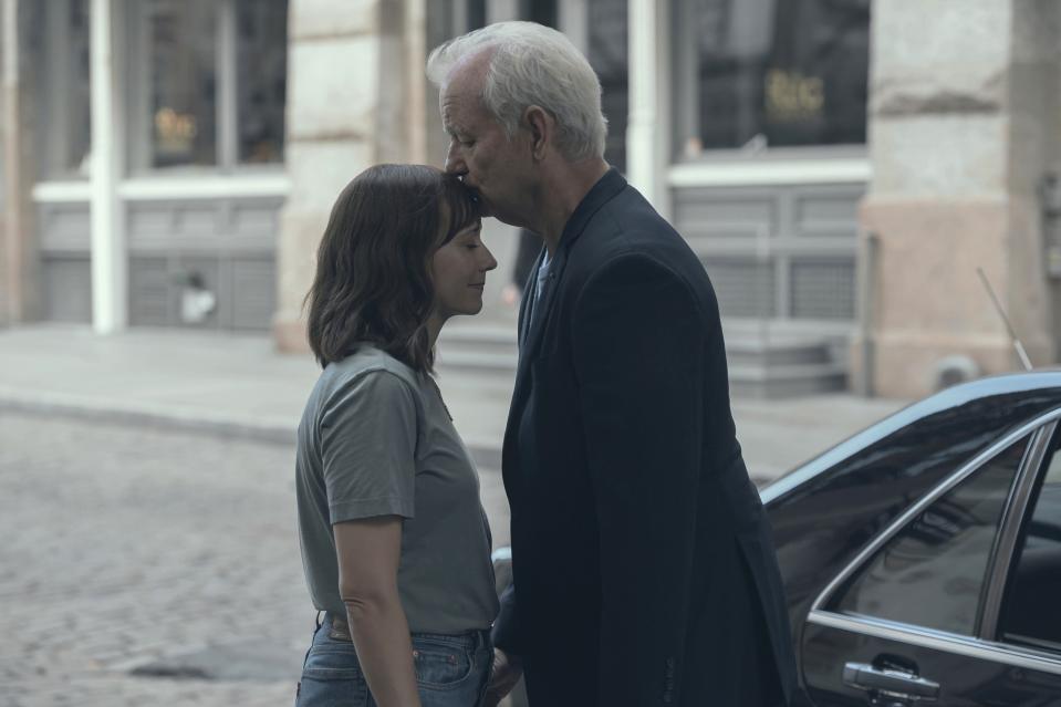 ON THE ROCKS, from left: Rashida Jones, Bill Murray, 2020. ph: JoJo Whilden / © A24/Apple TV+  / Courtesy Everett Collection