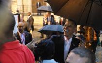 <p>Obama takes some time to talk with locals on his historic trip to Cuba.</p>