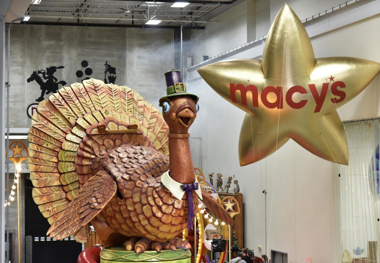 People lining up in New York for the 2018 Macy's Thanksgiving Day Parade will experience one of the coldest November holidays ever (Eugene Gologursky/Getty Images for Macy's)