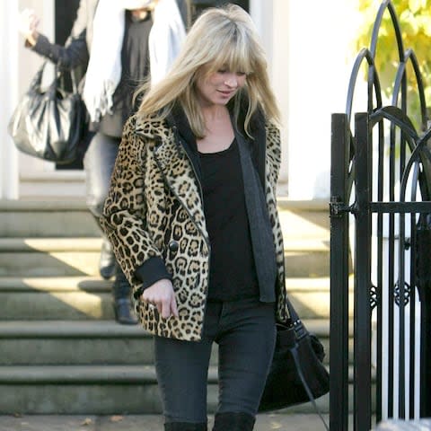 Kate Moss leaving Taylor's house in 2007 - Credit: REX Shutterstock 