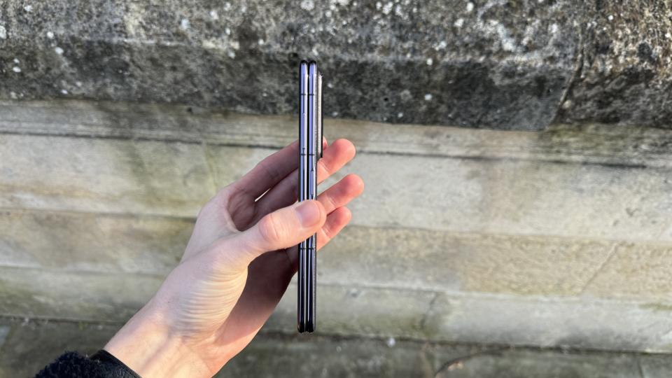 Honor Magic V2 review