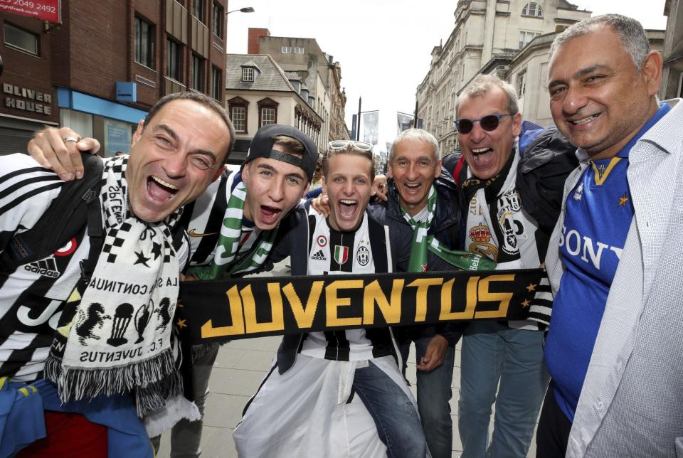 <p>Juventus fans show their support in Cardiff prior to the UEFA Champions League Final between Juventus and Real Madrid,at the National Stadium, Cardiff, Wales </p>