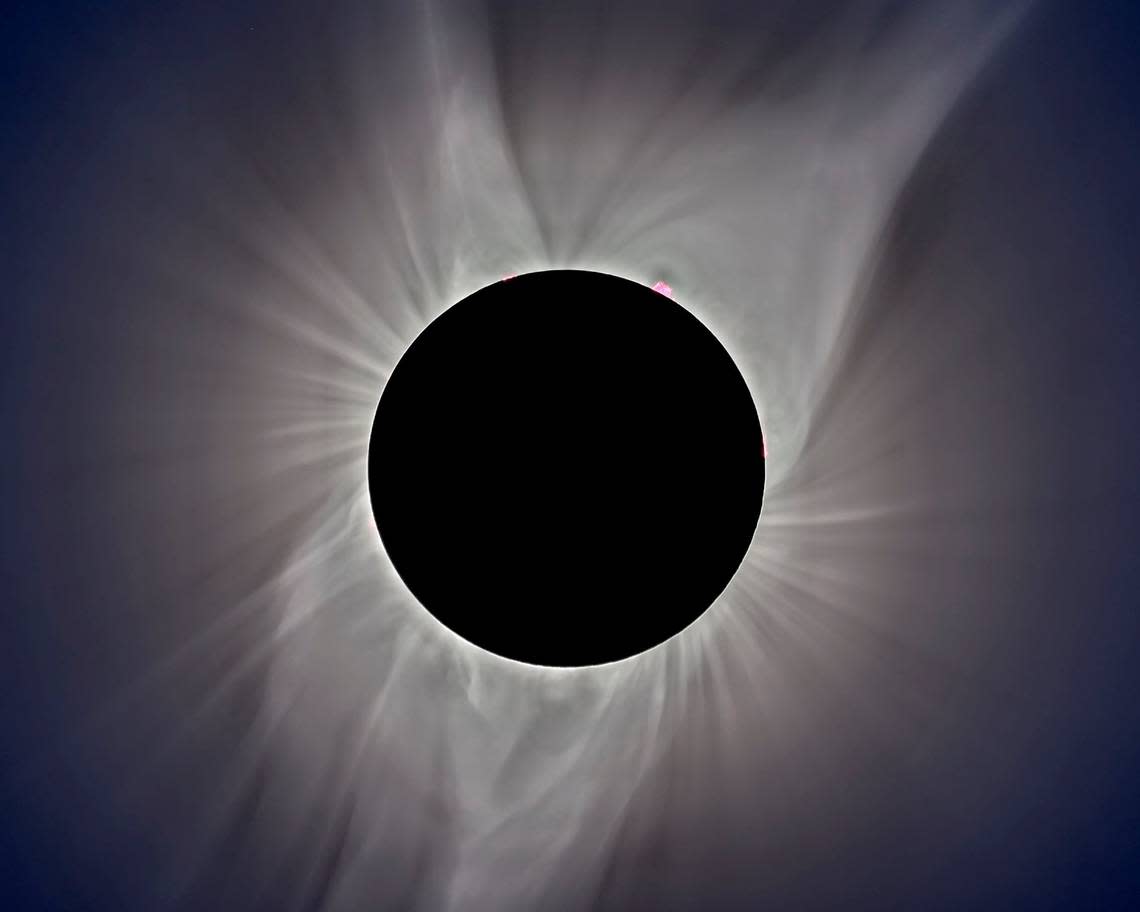 Delicate streamers in the sun’s corona surround the totally eclipsed sun during the Aug. 21, 2017, total solar eclipse. Observers along a narrow track from Mexico to Maine should have a similar view on April 8, 2024. Johnny Horne for The Fayetteville Observer /USA TODAY NETWORK