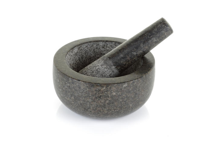 A mortar and pestle