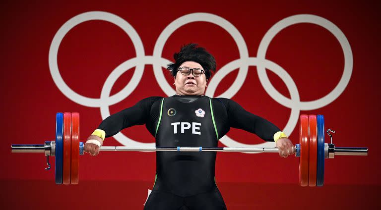 Hsieh Yun-ting de Taiwán intenta su levantamiento de + 109 kg 