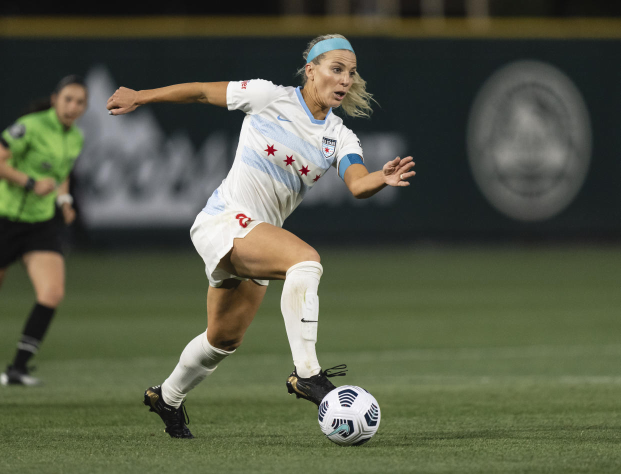 Julie Ertz will play for a new NWSL team for the first time in her career. (Photo by Stephen Brashear/ISI Photos/Getty Images)Julie Ertz will play for a new NWSL team for the first time in her career. (Photo by Stephen Brashear/ISI Photos/Getty Images)