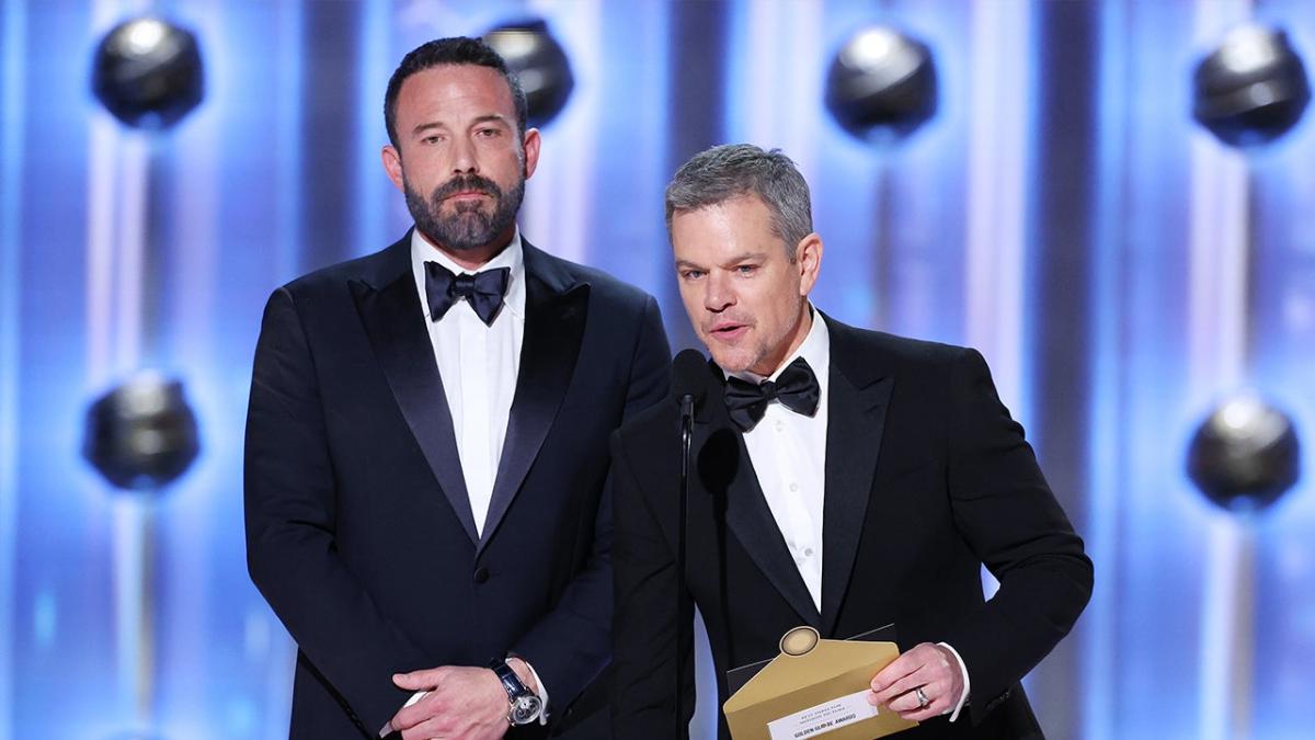 Ben Affleck and Matt Damon Reunite to Present Best Director to