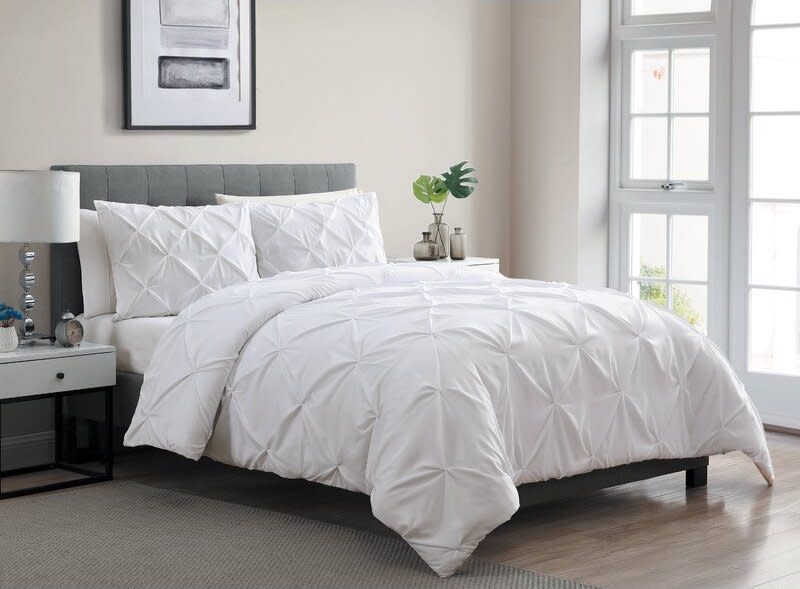 Uma Duvet Cover Set. Image via Wayfair.