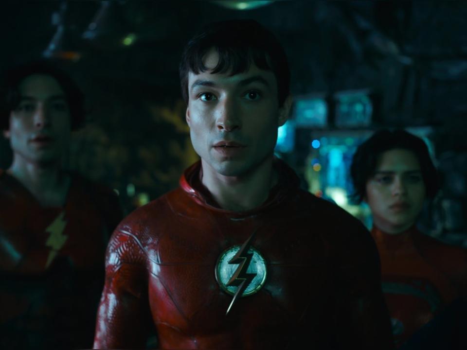 Ezra Miller wird in "The Flash" auf einige alte Superhelden treffen. (Bild: Courtesy of Warner Bros. Pictures/™ & © DC Comics)