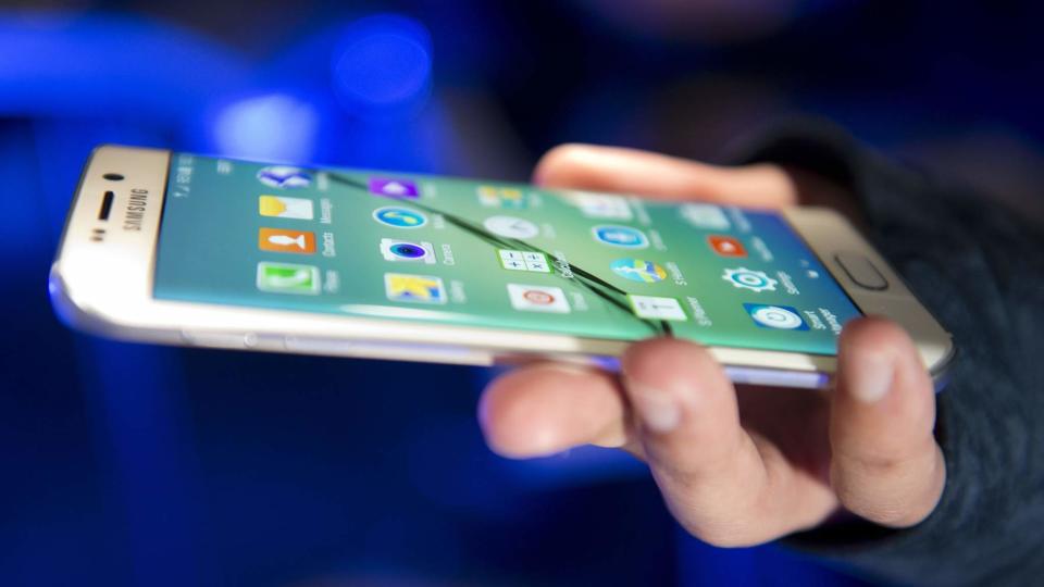 The Samsung Galaxy S6 replaces the S5 as the brand's flagship (Sky News)