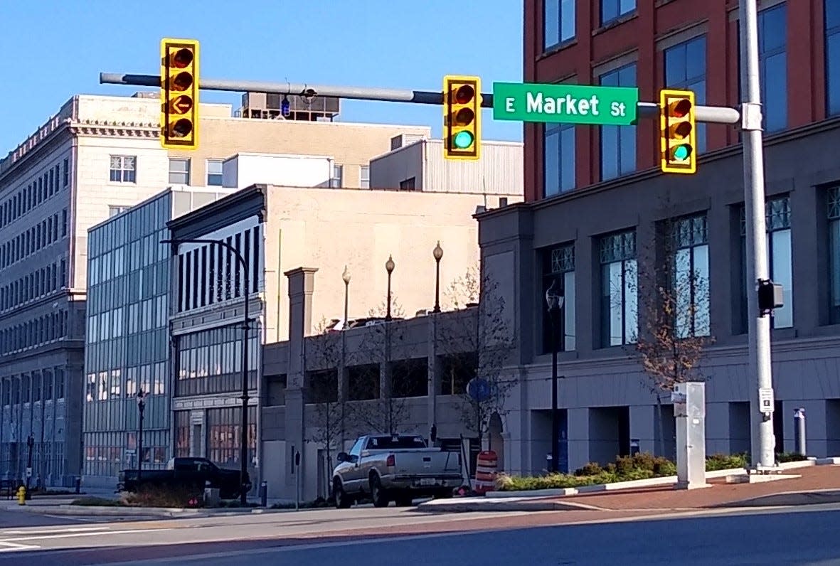 Have you noticed the flashing yellow arrows at Main and Market streets in downtown Akron?