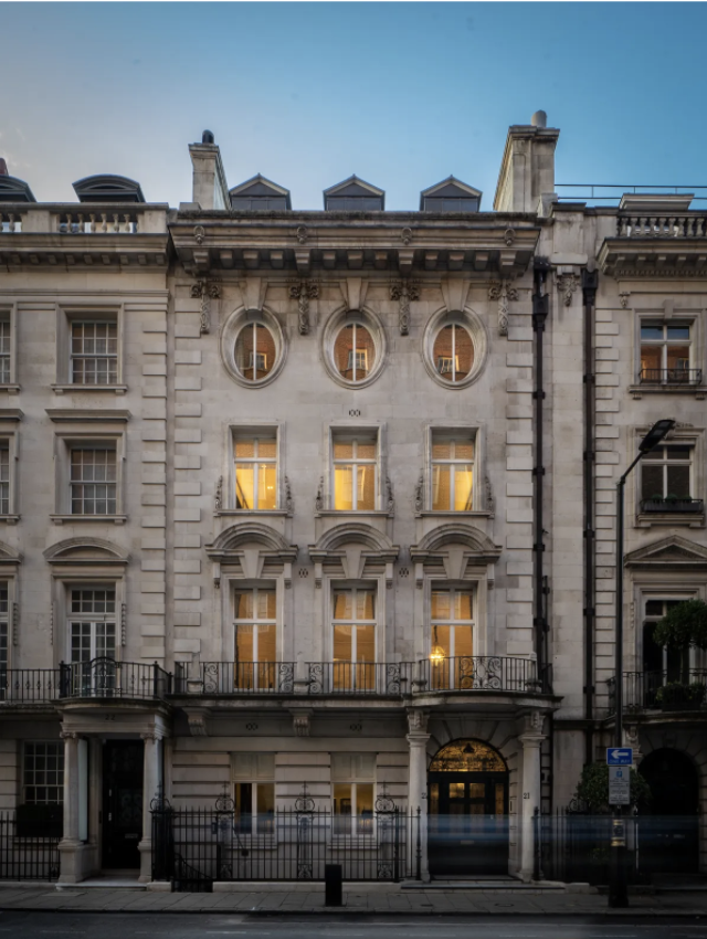The house is one of the original Mayfair mansions. Photo: Zoopla 