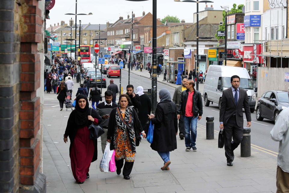 Newham: took out lobo loans: Daily Mail