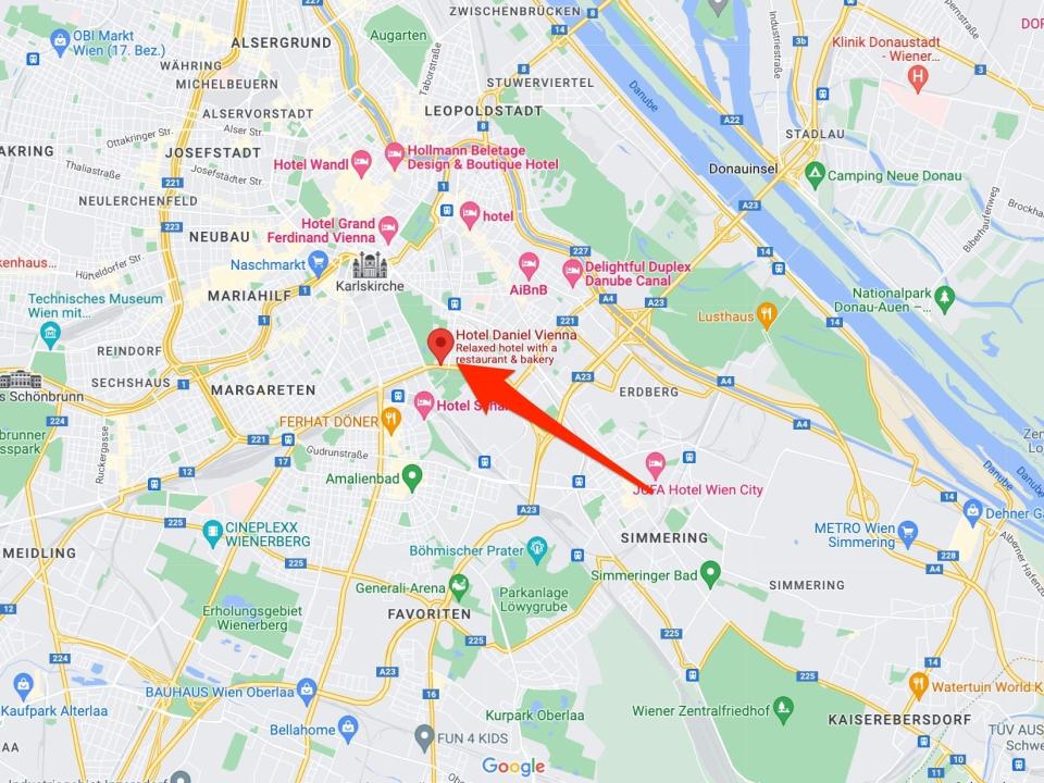 A map of Vienna shows where the Airstream trailer is located.