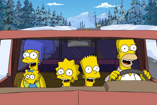 Everett Collection Marge, Maggie, Lisa, Bart, and Homer in ‘The Simpsons Movie’