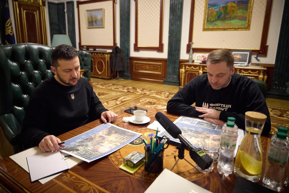 Zelensky and Monastyrskyi meet yesterday (AP)