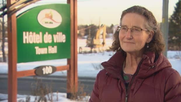 Chelsea Mayor Caryl Green says the municipality is 'very happy with the recommendation.' (Radio-Canada - image credit)