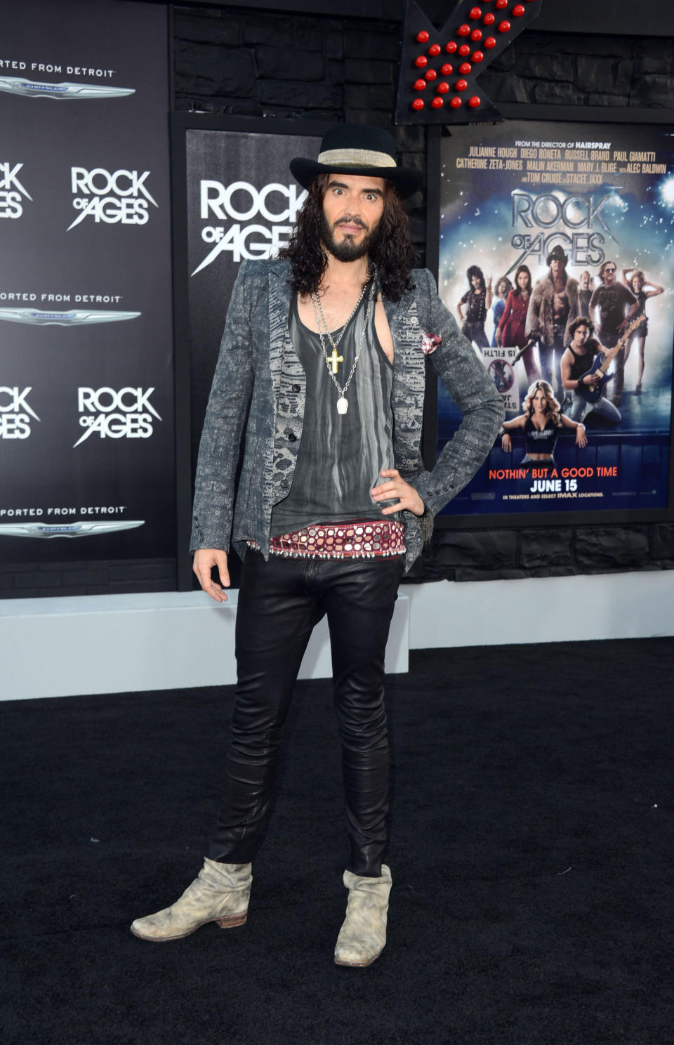 HOLLYWOOD, CA - JUNE 08: Actor Russell Brand arrives at the premiere of Warner Bros. Pictures' 'Rock of Ages' at Grauman's Chinese Theatre on June 8, 2012 in Hollywood, California. (Photo by Frazer Harrison/Getty Images)