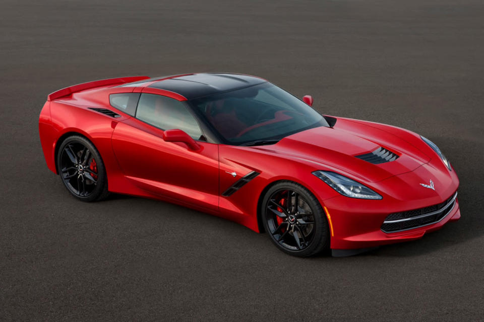 The C7 Corvette debuted before the start of the media previews at the North American International Auto Show.