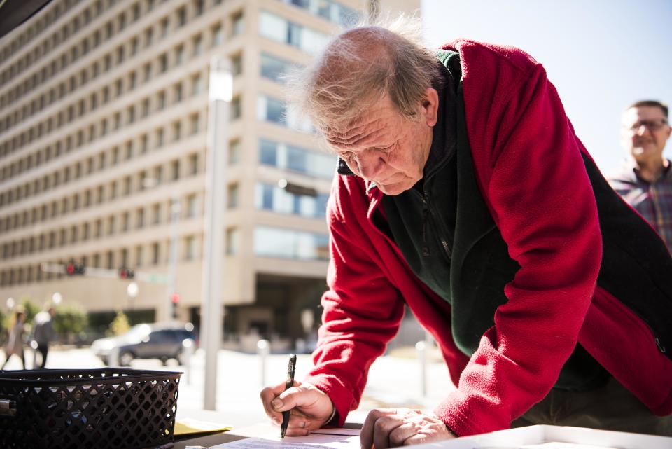 Richard Halvorsen signs up to be interviewed.