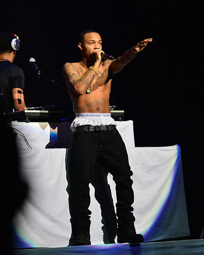 <p>Is that a mushroom growing inside of Bow Wow's pants? No, it's just his oversize underpants hanging out his oversized jeans <br><br><b>RELATED: <a rel="nofollow" href="http://au.lifestyle.yahoo.com/fashion/galleries/photo/-/17252216/sexy-stars-who-flaunt-their-curves/17252238/" data-ylk="slk:Sexy stars who flaunt their curves;elm:context_link;itc:0;sec:content-canvas" class="link ">Sexy stars who flaunt their curves </a></b></p>