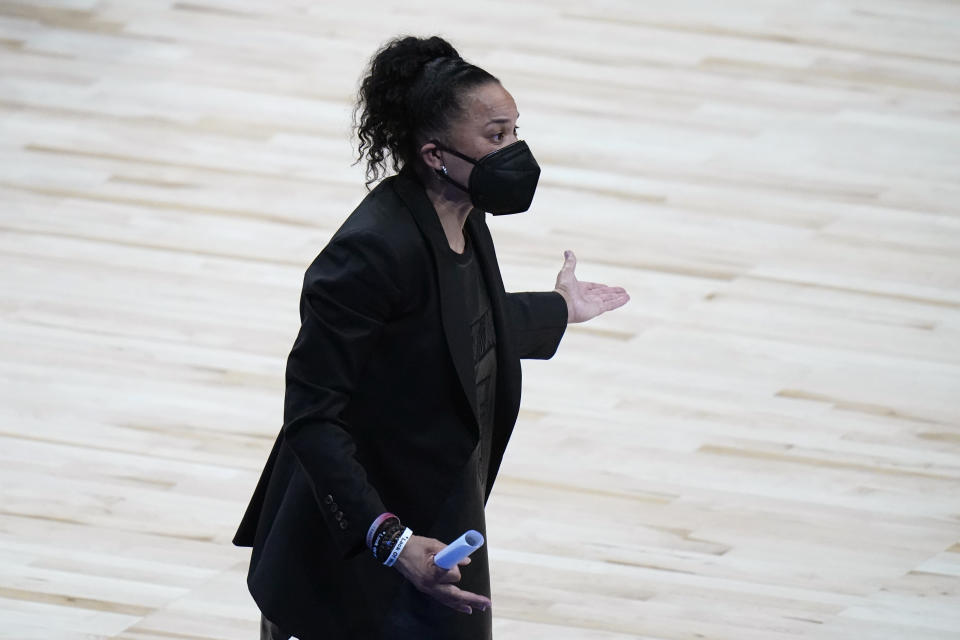 South Carolina head coach Dawn Staley reacts to a call during the first half of a college basketball game against Oregon State in the second round of the women's NCAA tournament at the Alamodome in San Antonio, Tuesday, March 23, 2021. (AP Photo/Eric Gay)