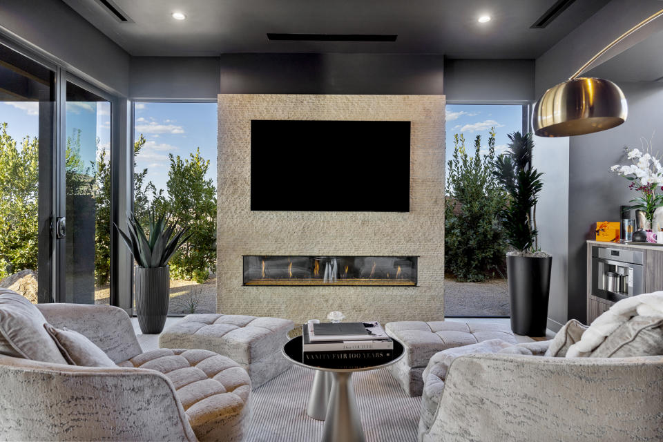 Oscar de la Hoya - Las Vegas House - Living Room