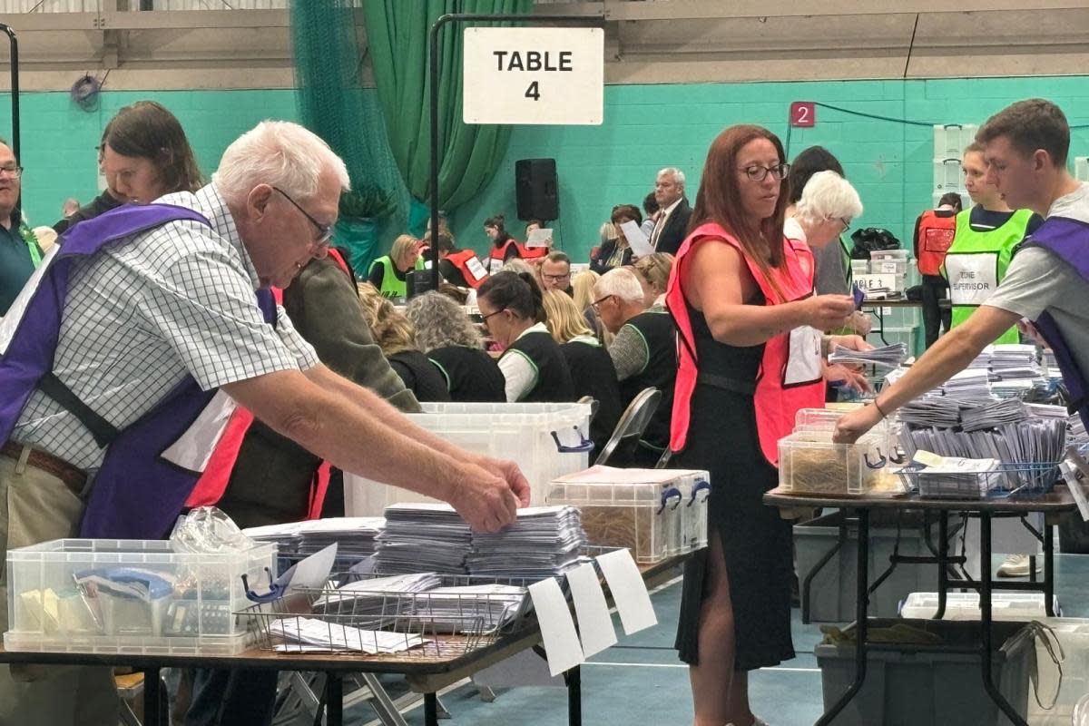 The count took place in Hereford's Leisure Centre <i>(Image: Bridie Adams)</i>