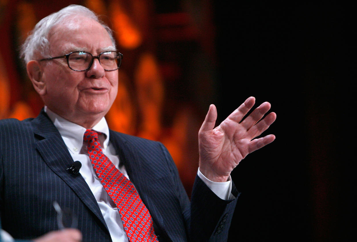 WASHINGTON - OCTOBER 05:  Berkshire Hathaway CEO Warren Buffett attends the Fortune Most Powerful Women summit at Mandarin Oriental Hotel on October 5, 2010 in Washington, DC.  (Photo by Jemal Countess/Getty Images for Time Inc.)