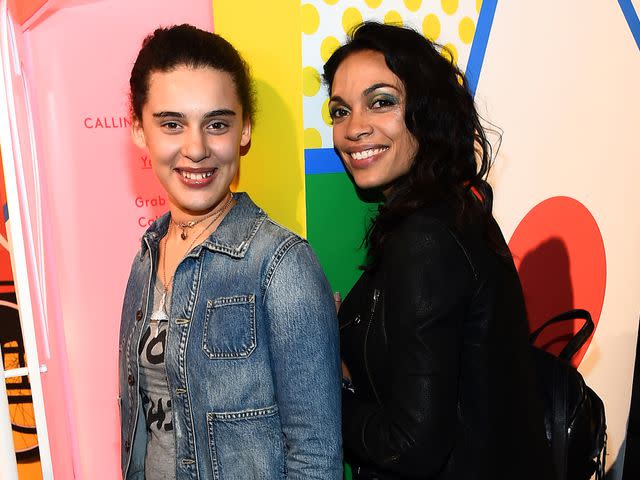 <p>Michael Buckner/Variety/Penske Media/Getty</p> Isabella Dawson and mother Rosario Dawson