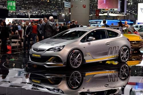 閃電狂砲Opel Astra OPC Extreme