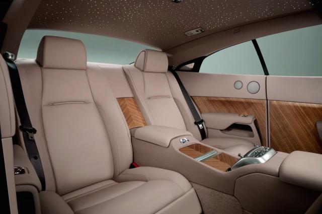 PHOTOS: Rolls-Royce Phantom Starlight Headliner