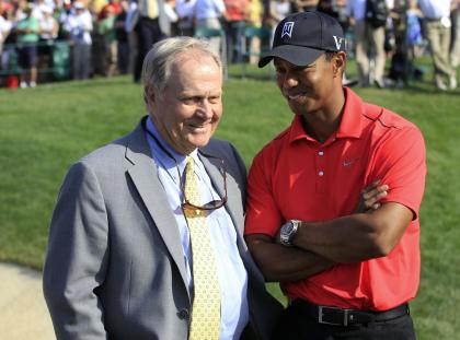 Despite not winning a major since 2008, Tiger Woods is still on pace to break Jack Nicklaus's record. (AP)