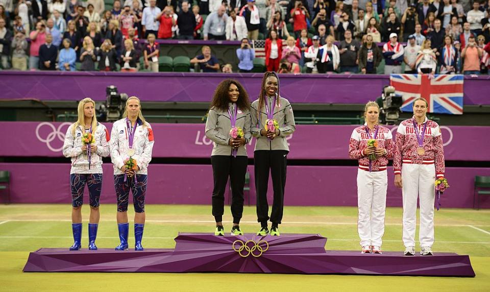 Serena Williams, Venus Williams, nike, nike flyknit trainer, 2012 london olympics, olympics, 